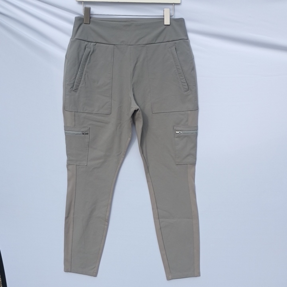 Athleta Gray/Green Women's Headlands Hybrid Cargo Pants